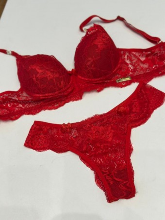 Conjunto Dama De Vermelho