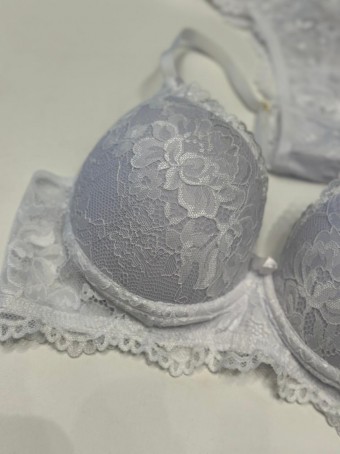 Conjunto Rosa Branca
