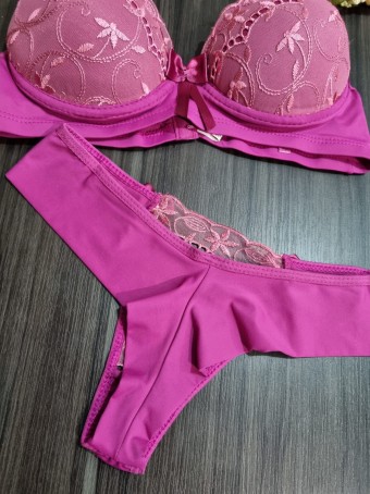 Conjunto Rosa Tamanho  M