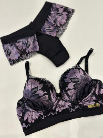 Conjunto Uva