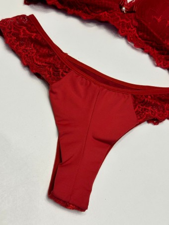 Conjunto Vermelho