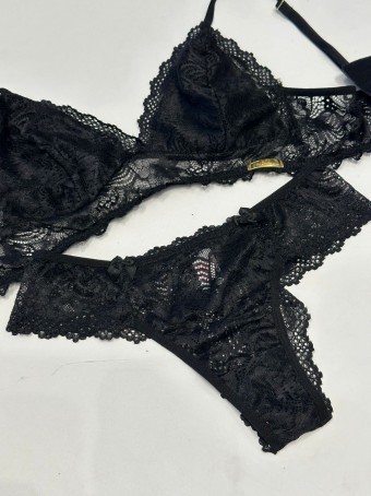 Conjunto strás Preto