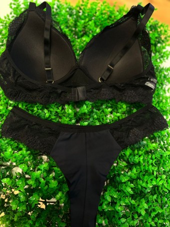 Conjunto Preto Casca