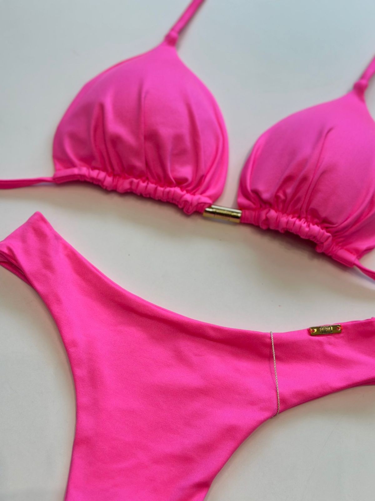 BIQUÍNI MARIAH GLOW ROSA NEON