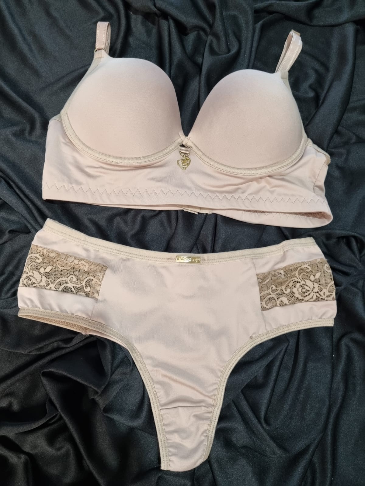 Conjunto GG 008 Tamanho  GG